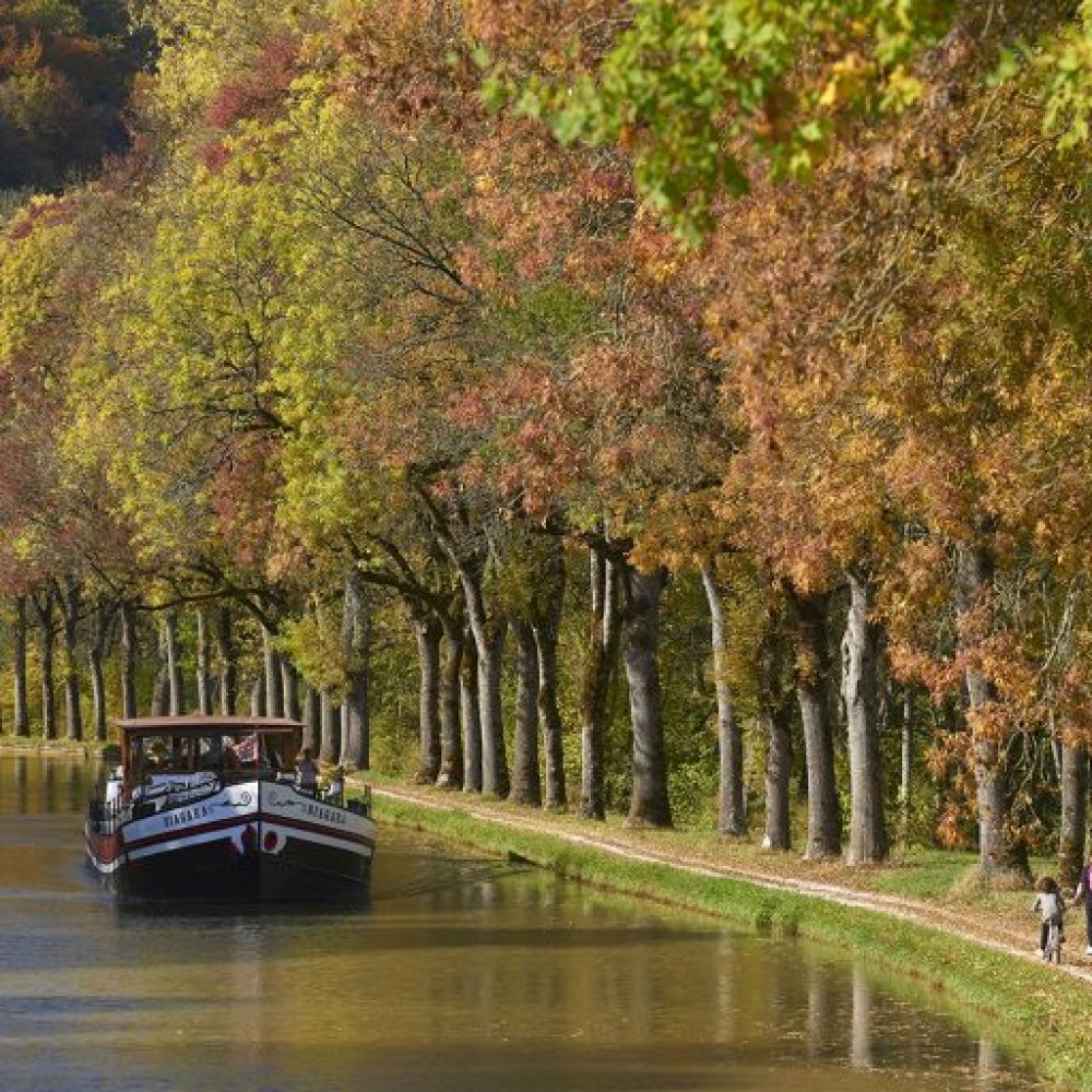Étude de développement territorial et fluvial - Partie centrale du canal de Bourgogne de Pouilly-en-Auxois à Venarey-Les-Laumes